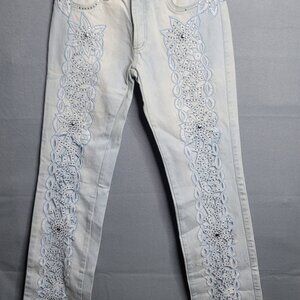 Size 2 Pale Blue Slim Ankle Jeans Embroidered Floral With Bling 30 x 34